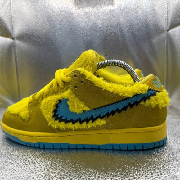 Size 7 Nike SB Dunk Low x Grateful Dead Mens Yellow Furry Sneaker CJ5378-700 - Picture 7 of 11